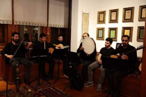 bagcilar belediyesinden muzik grubu beyefendiler DHKLzEw3.jpg