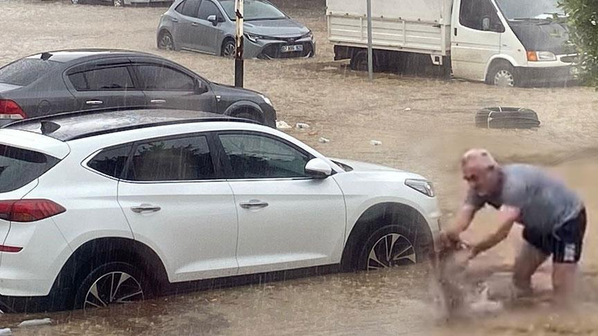 canli son dakika meteoroloji uyarmisti bircok kent sular altinda kaldi TvT4MPOU.jpg
