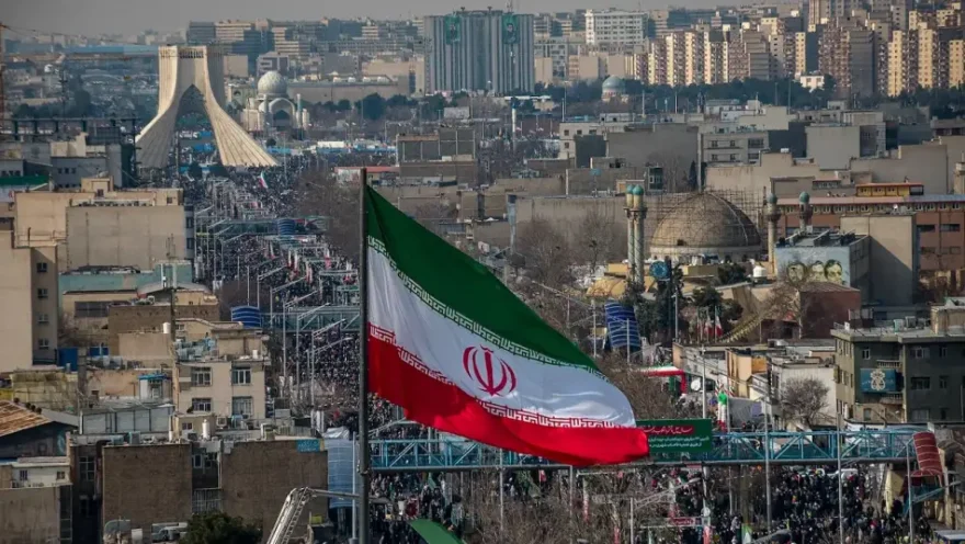 Altın Piyasasında Sarsıntı: Analistlerden Korkutan Uyarılar ve Tarih Verildi