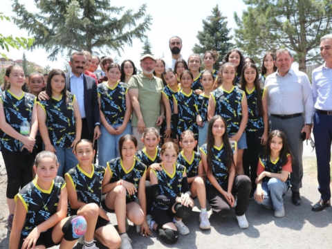 Kayseri kocasinanda kocaburgere buyuk ilgi iV3aWRPL